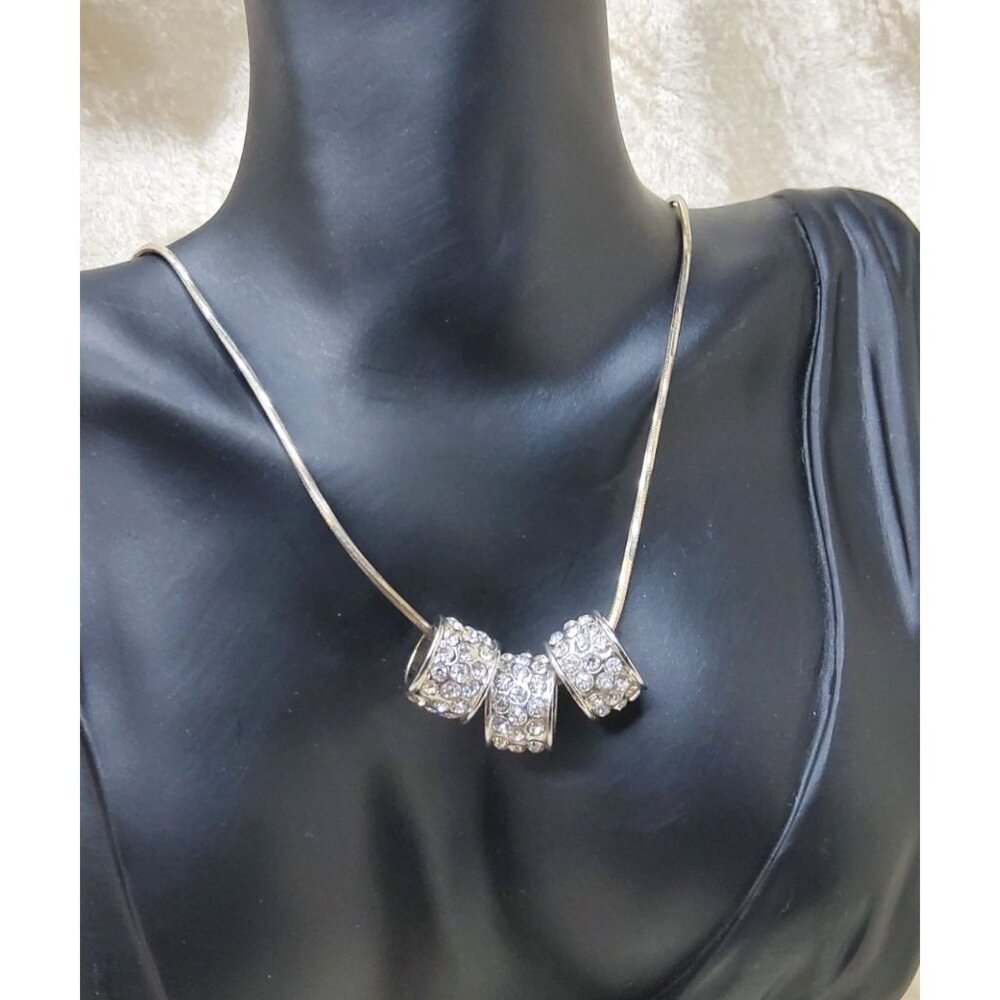 Vintage Elegant Sterling Silver Necklace With Three Sparkling Rhinestone Beads - Picture 7 of 16